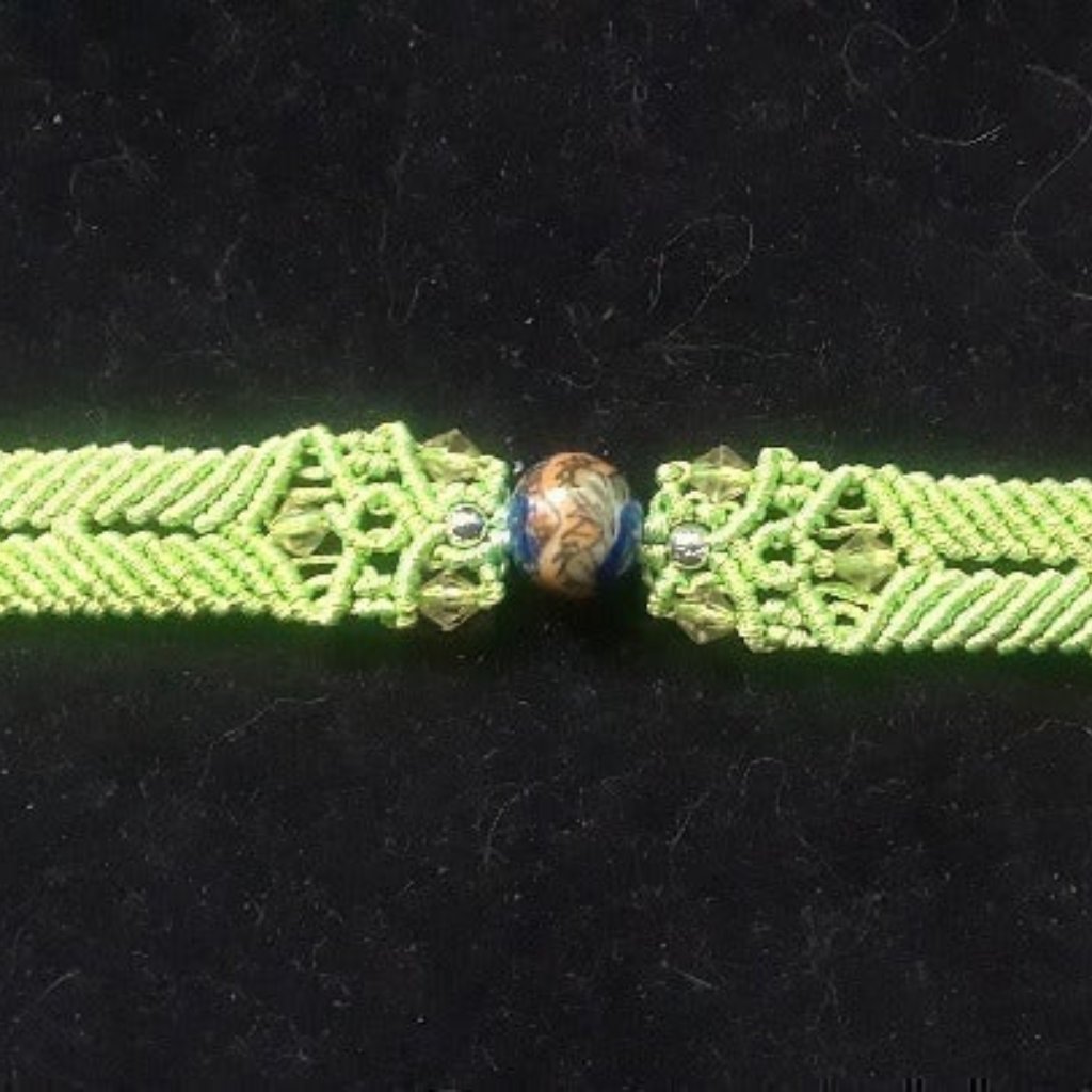 Handmade Green Macrame Bracelet Z606